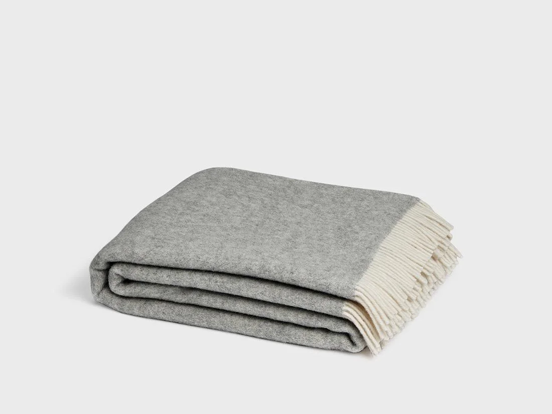 Decke Merino Wolle Grey Melange 150x210 | Yumeko